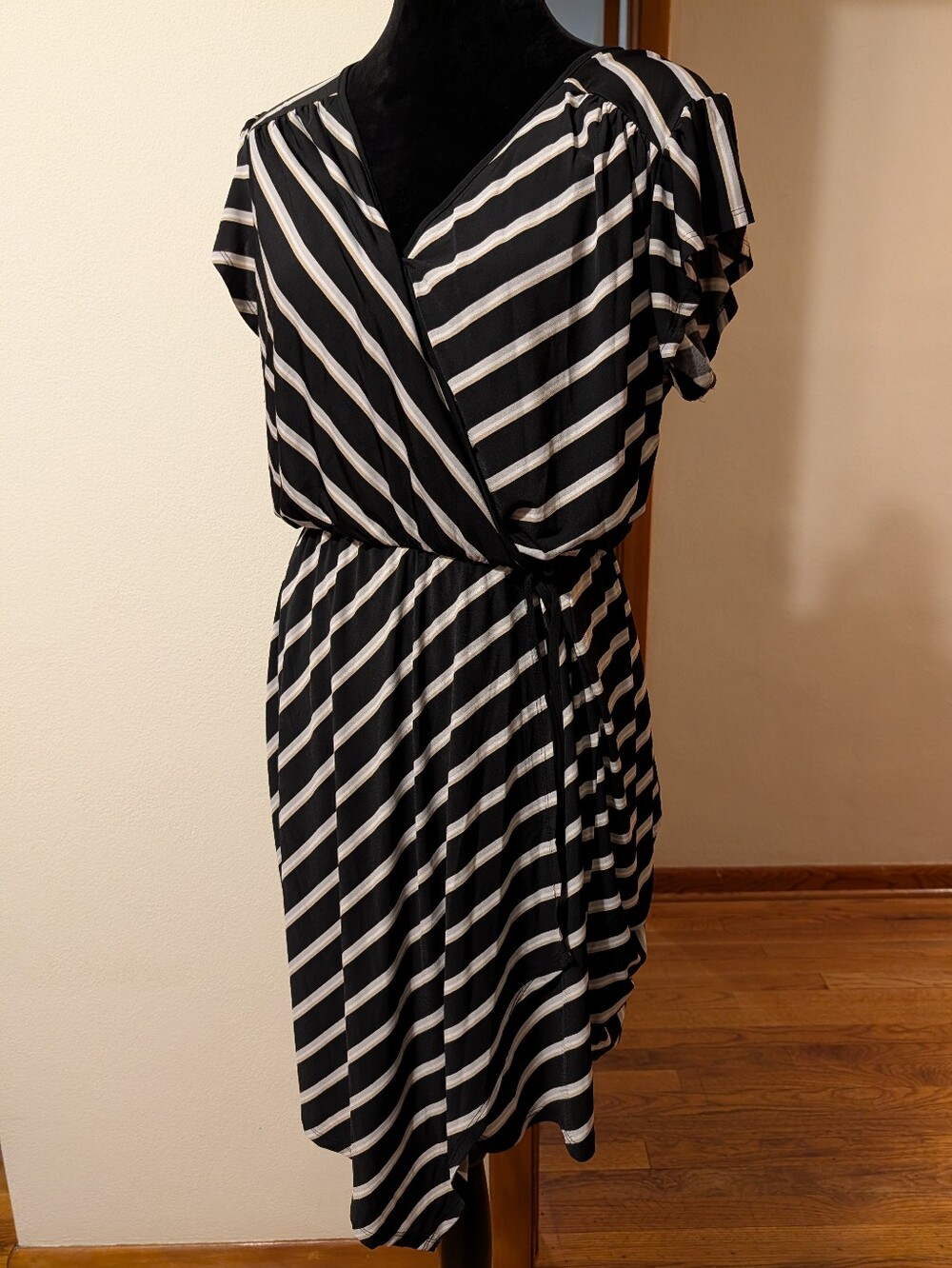 Maurices Striped Self Tie Side Waist V Neck Tunic Top Dress